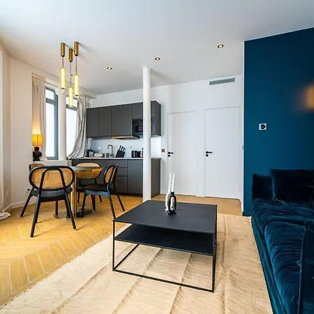 1 Cozy 1br Exhibition Centre Porte De Versailles Apartment *
